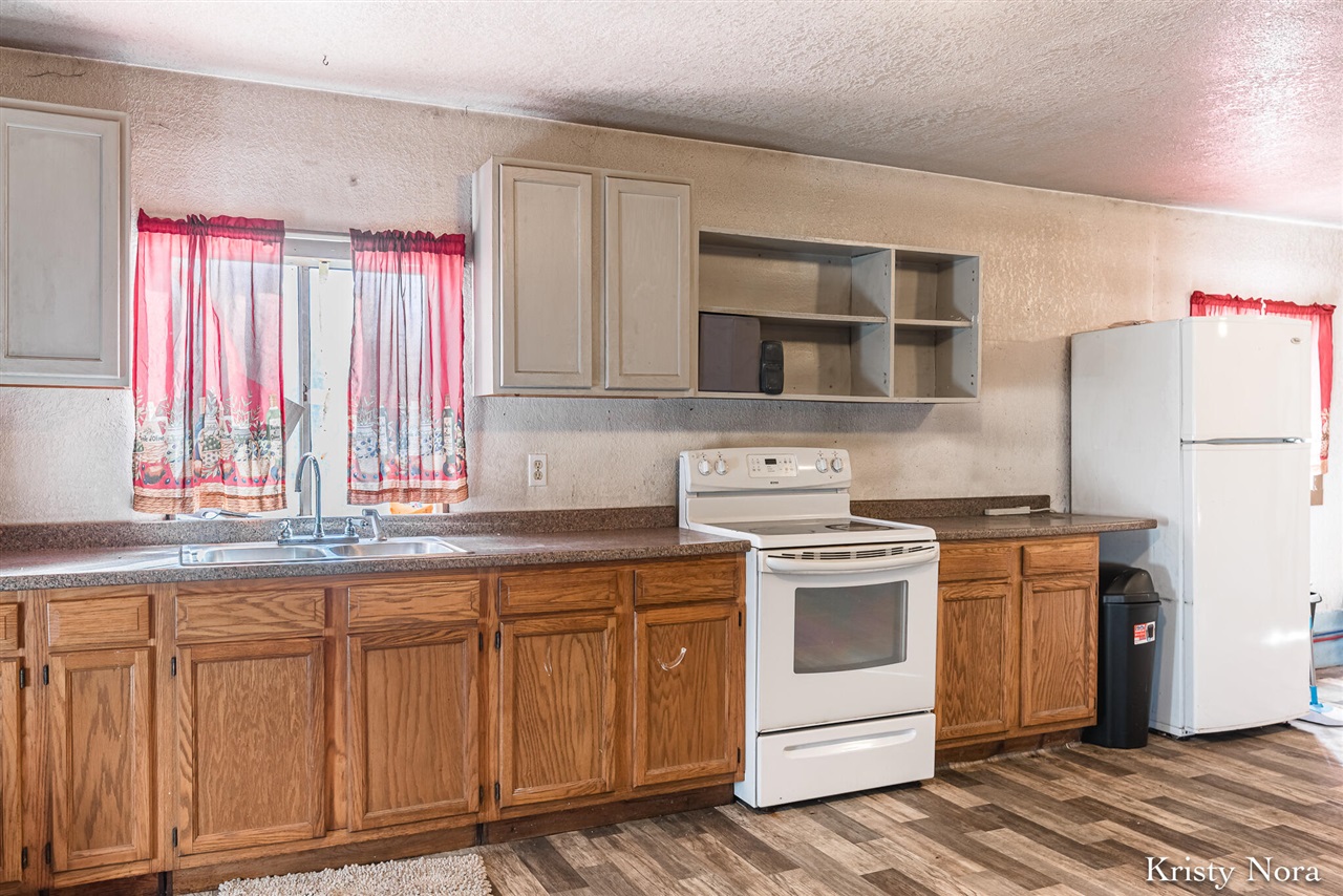 5878 E Cannonsville Road Property Photo 6