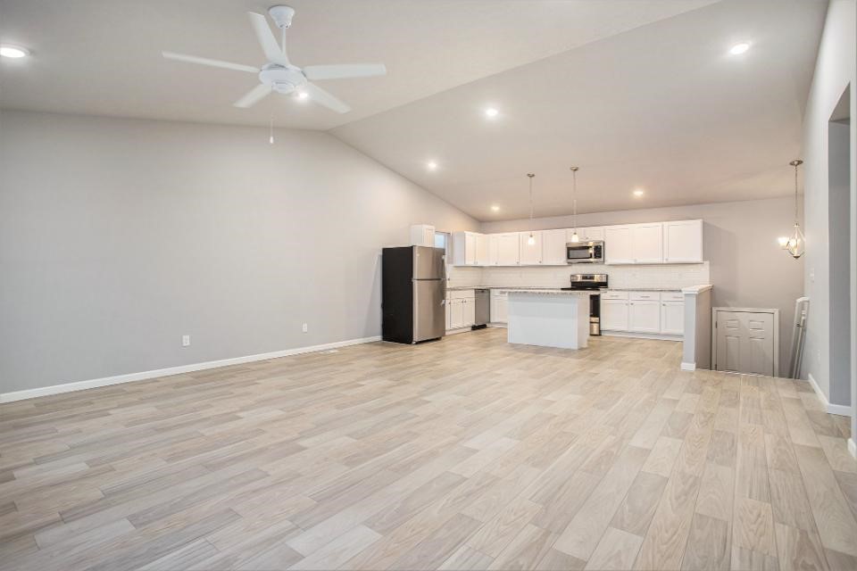 2471 Stratton Road Property Photo 4