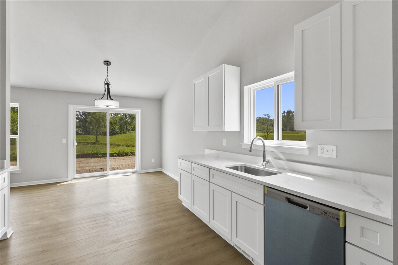 31649 Augusta Drive Property Photo 5
