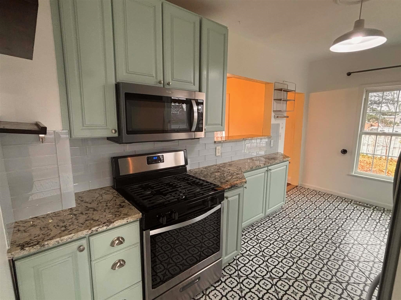 2106 Forest Drive Property Photo 10