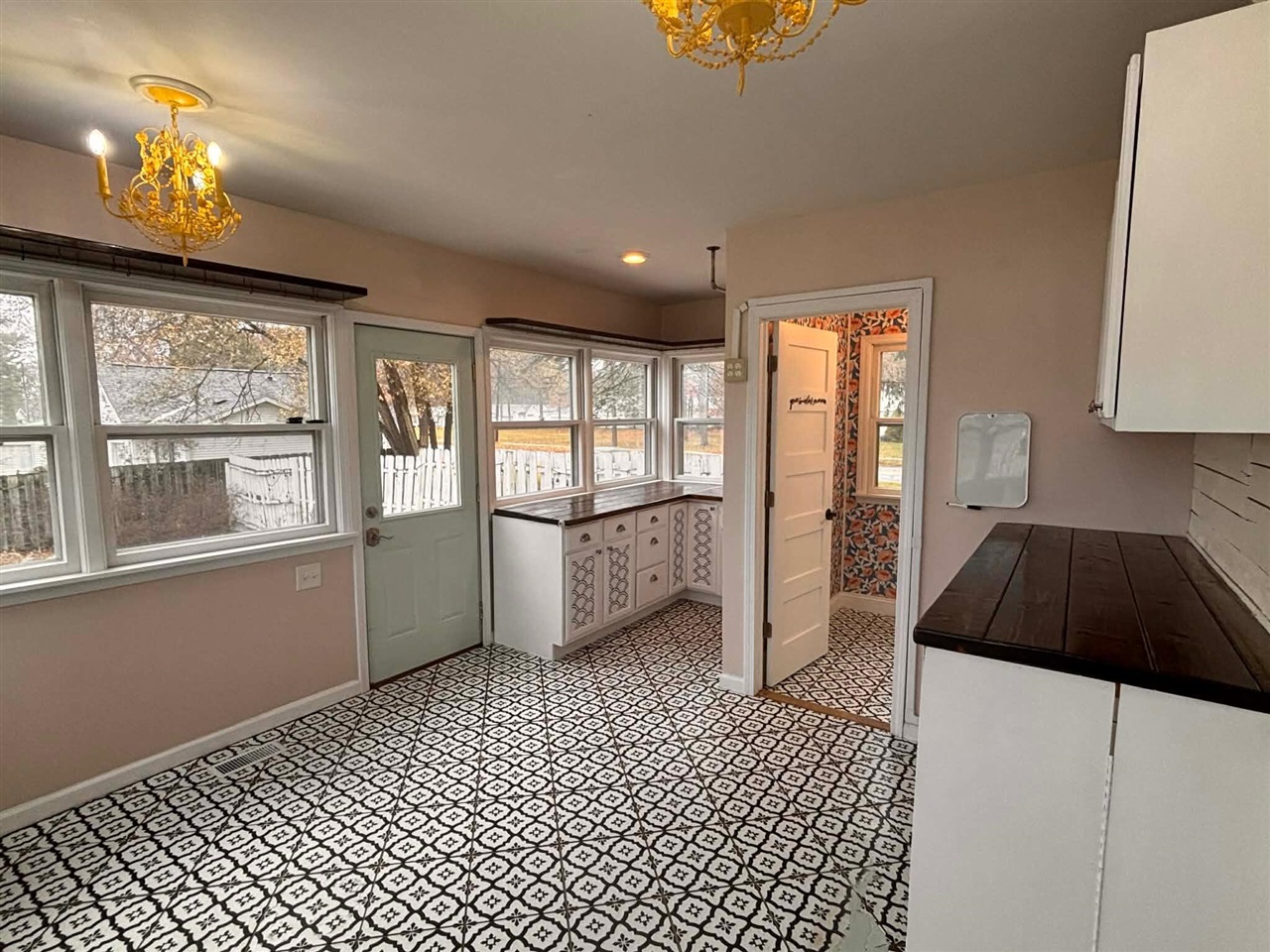 2106 Forest Drive Property Photo 17