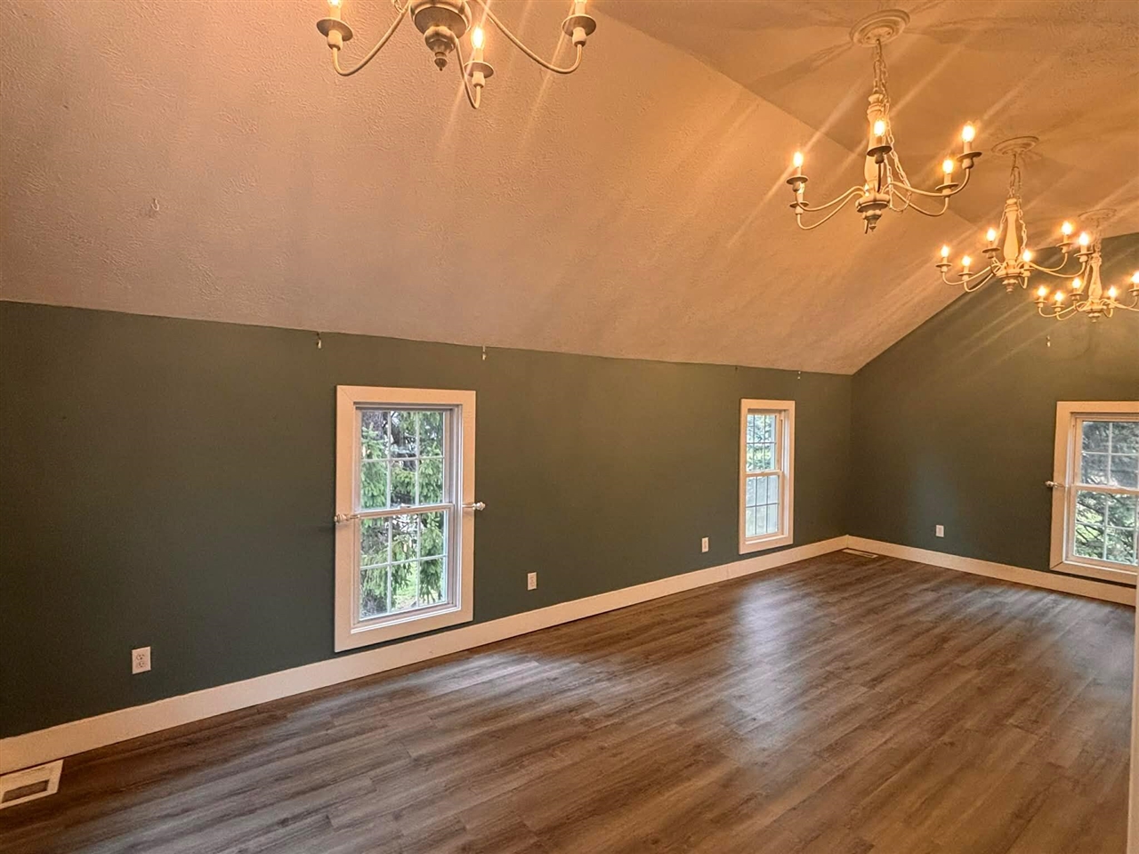 2106 Forest Drive Property Photo 23