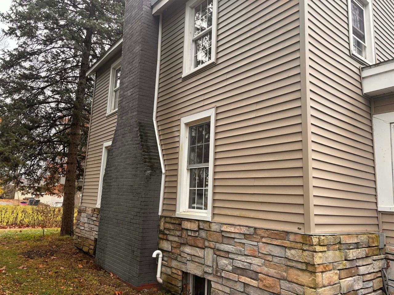2106 Forest Drive Property Photo 40