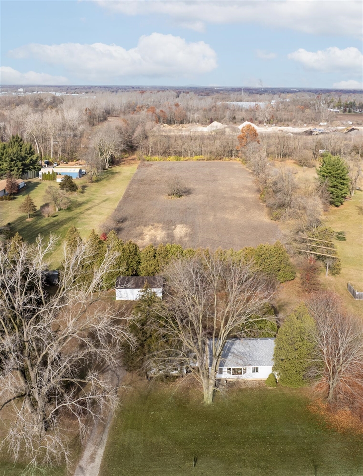 10733 Martz Road Property Photo 3