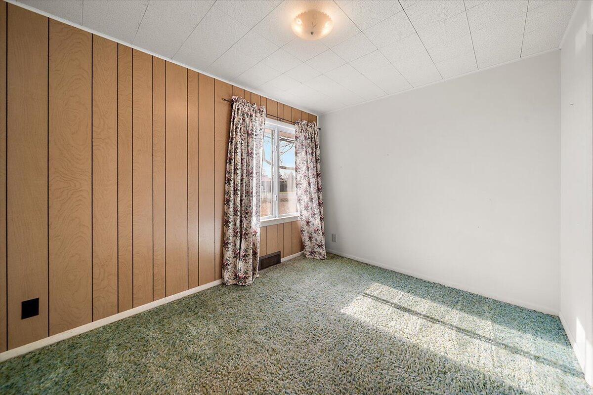 10733 Martz Road Property Photo 16