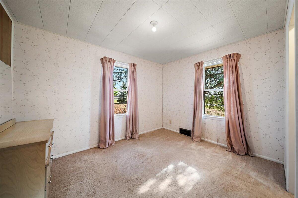 10733 Martz Road Property Photo 19