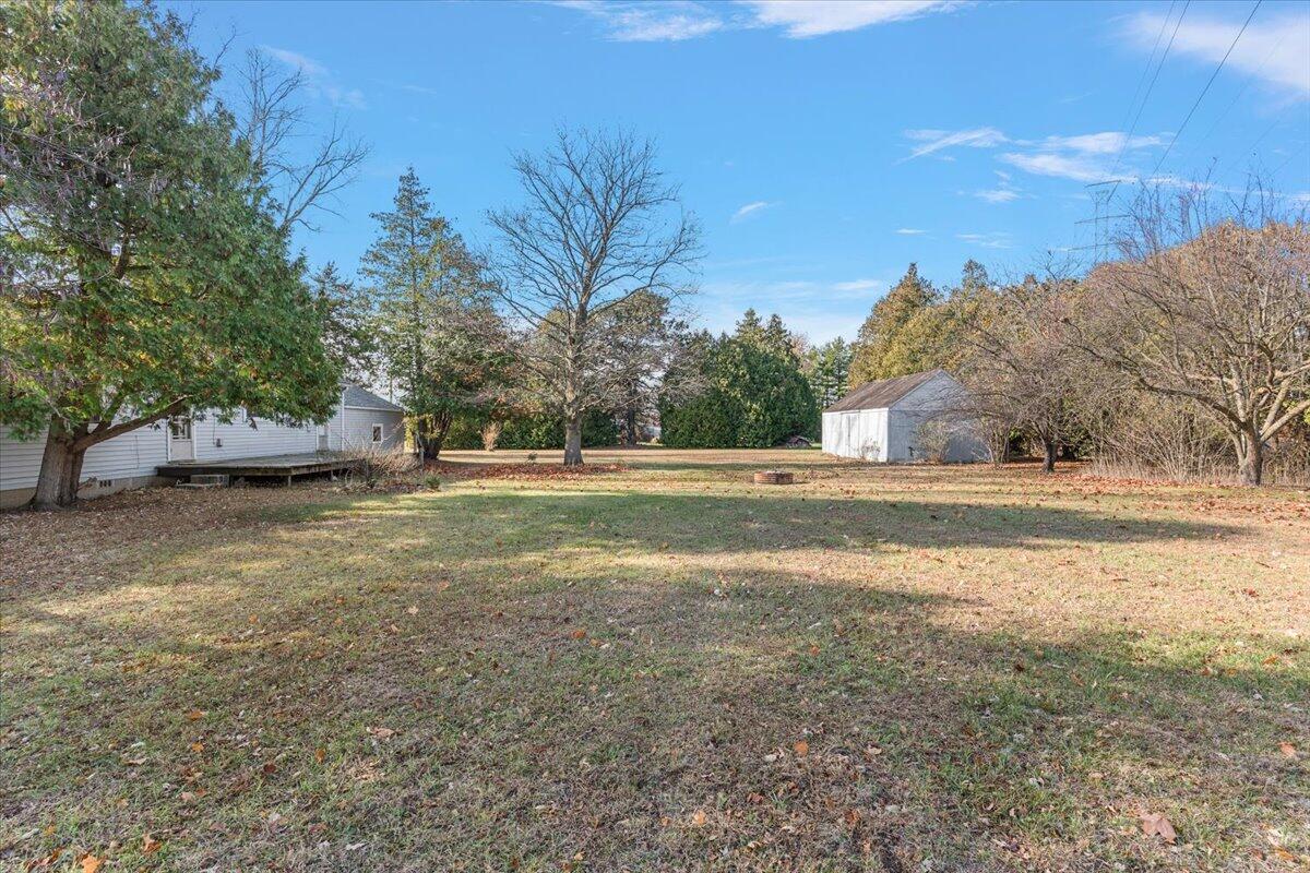 10733 Martz Road Property Photo 23