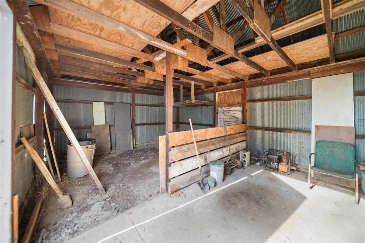 10733 Martz Road Property Photo 31