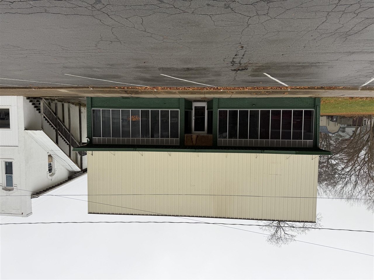 102 S Webster Street Property Photo 1