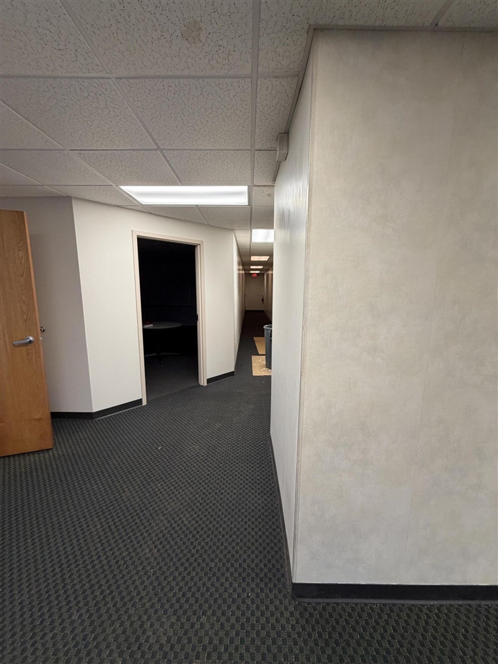 102 S Webster Street Property Photo 7