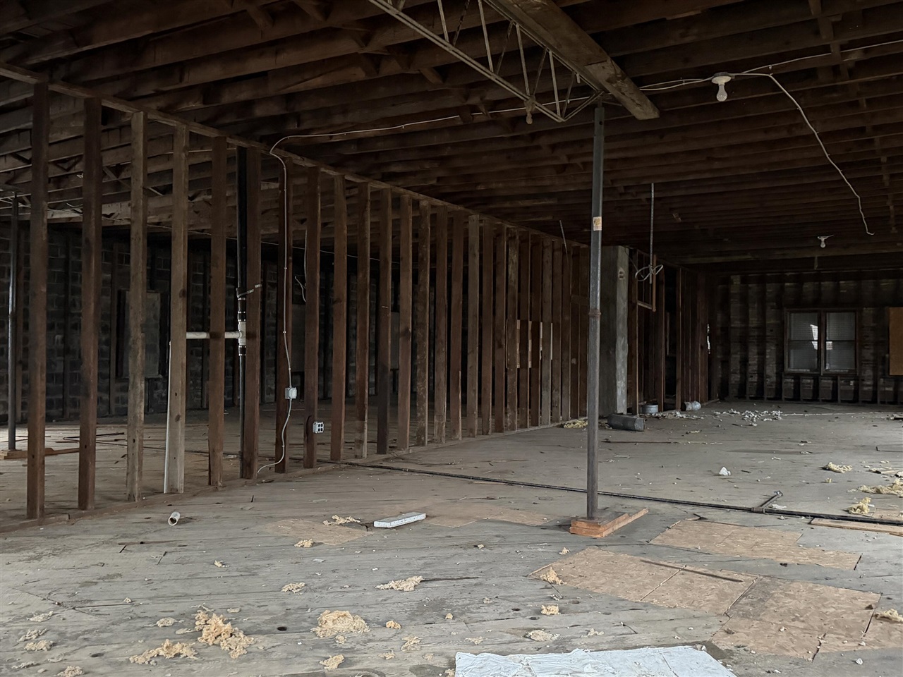 102 S Webster Street Property Photo 19