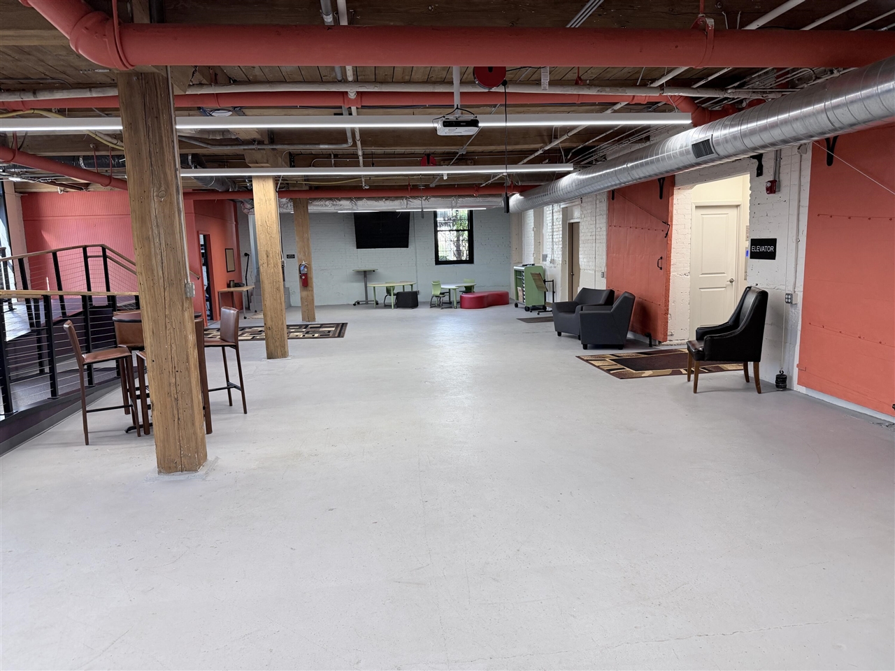 160 W Washington Avenue Property Photo 19