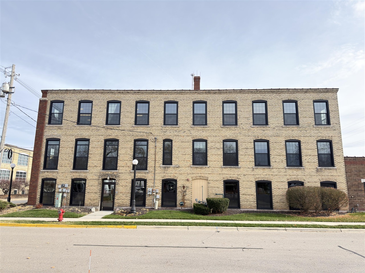 160 W Washington Avenue Property Photo 25