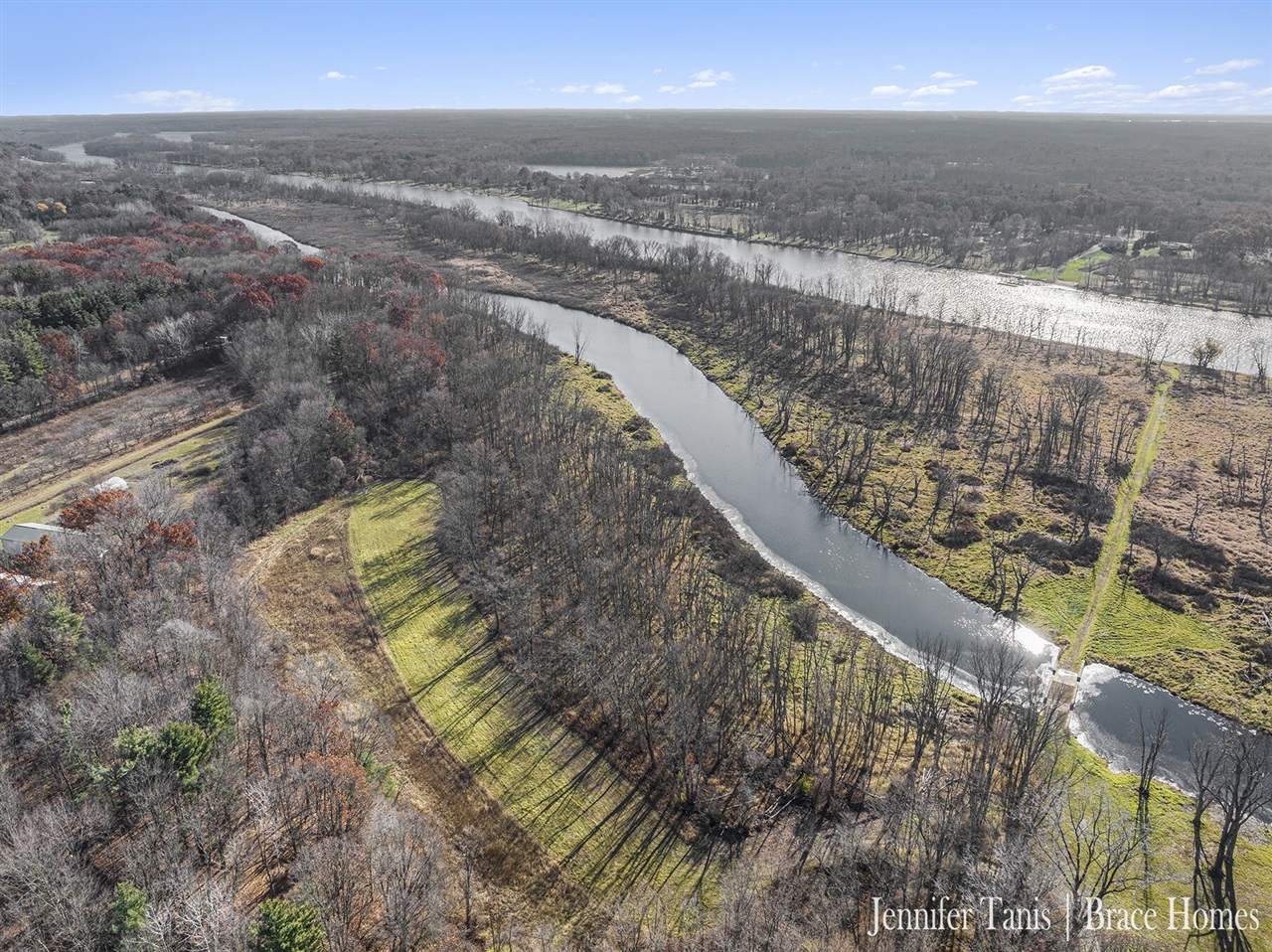 10894 Garfield Property Photo 1