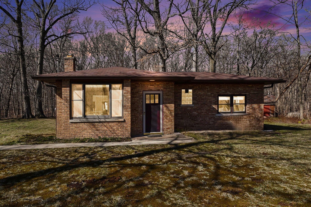 6629 W East Road Property Photo 1