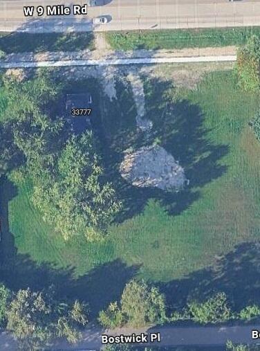 33777 W 9 Mile Road Property Photo 1
