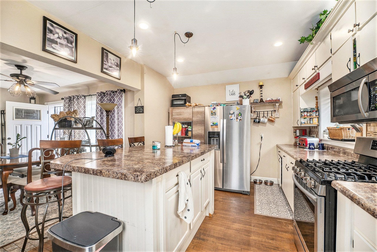 722 River Road Property Photo 6