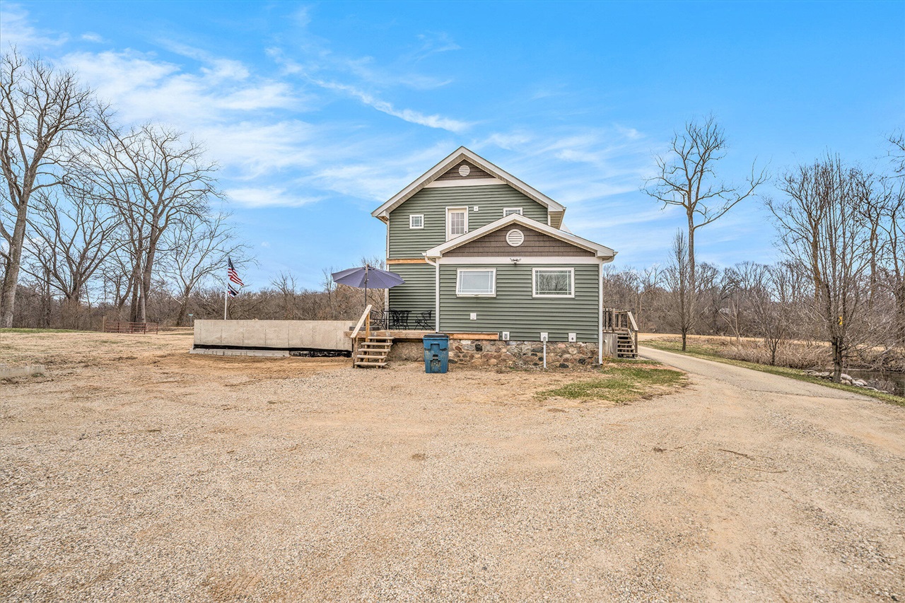 722 River Road Property Photo 20