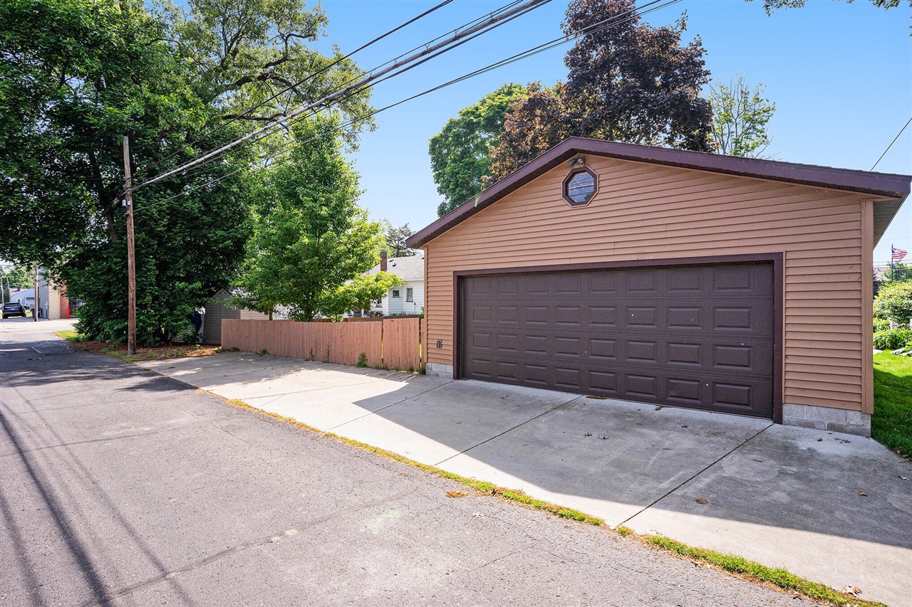 1018 Ruddiman Drive Property Photo 24
