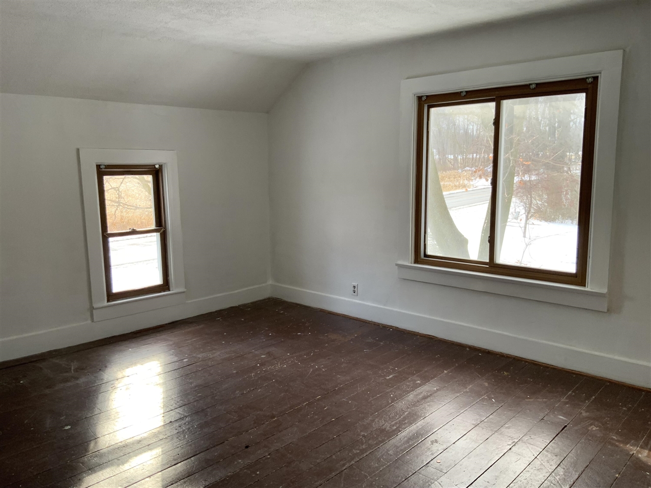 8466 Clinton Macon Road Property Photo 17
