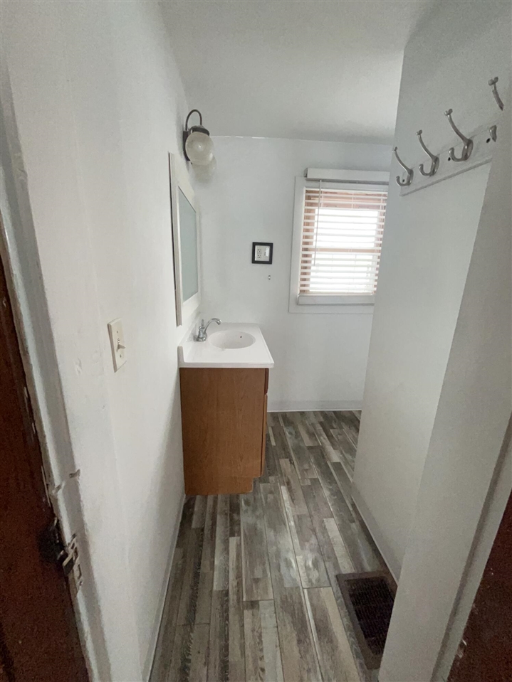 8466 Clinton Macon Road Property Photo 23