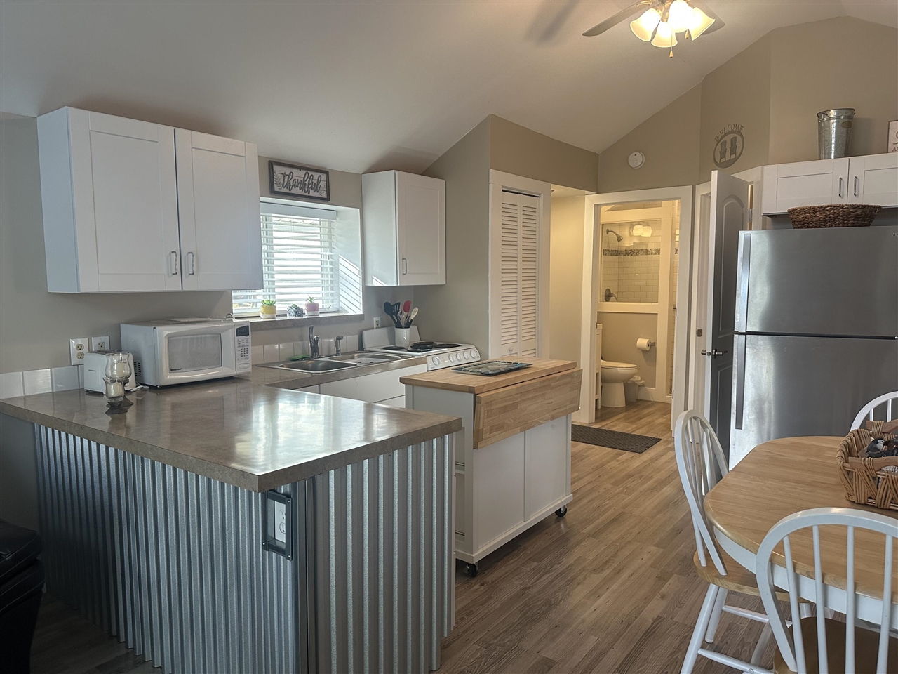10018 S Rebecca Road Property Photo 14