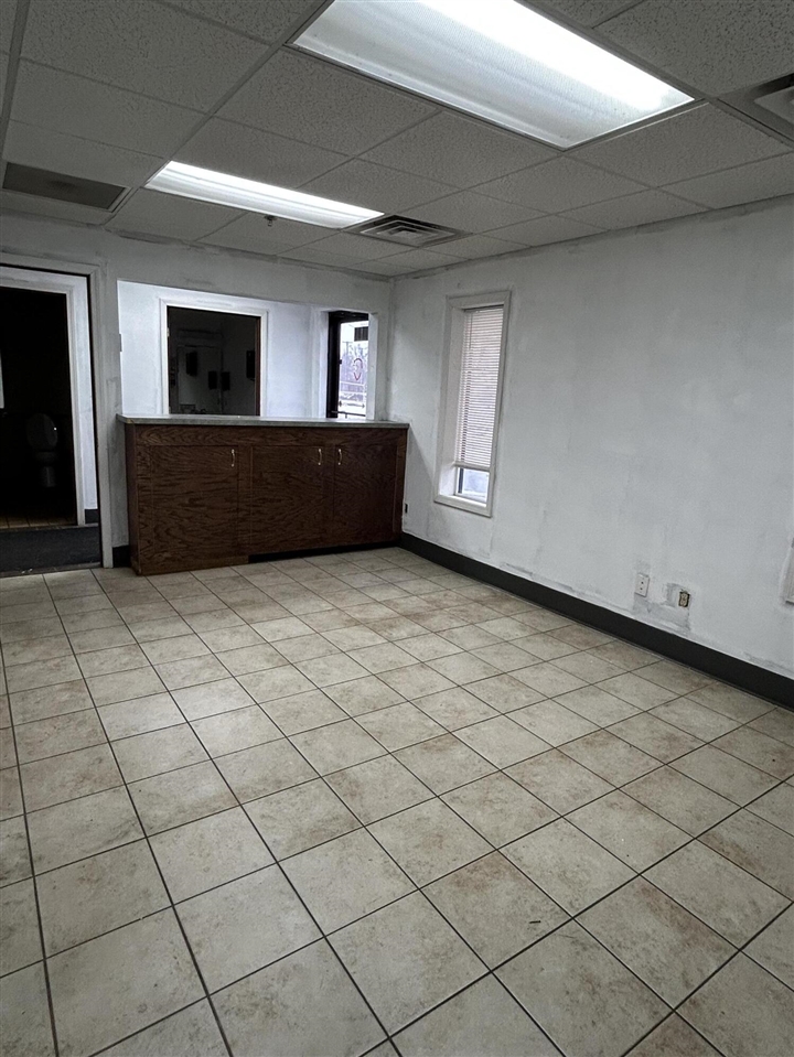 9340 Shaver Road Property Photo 12