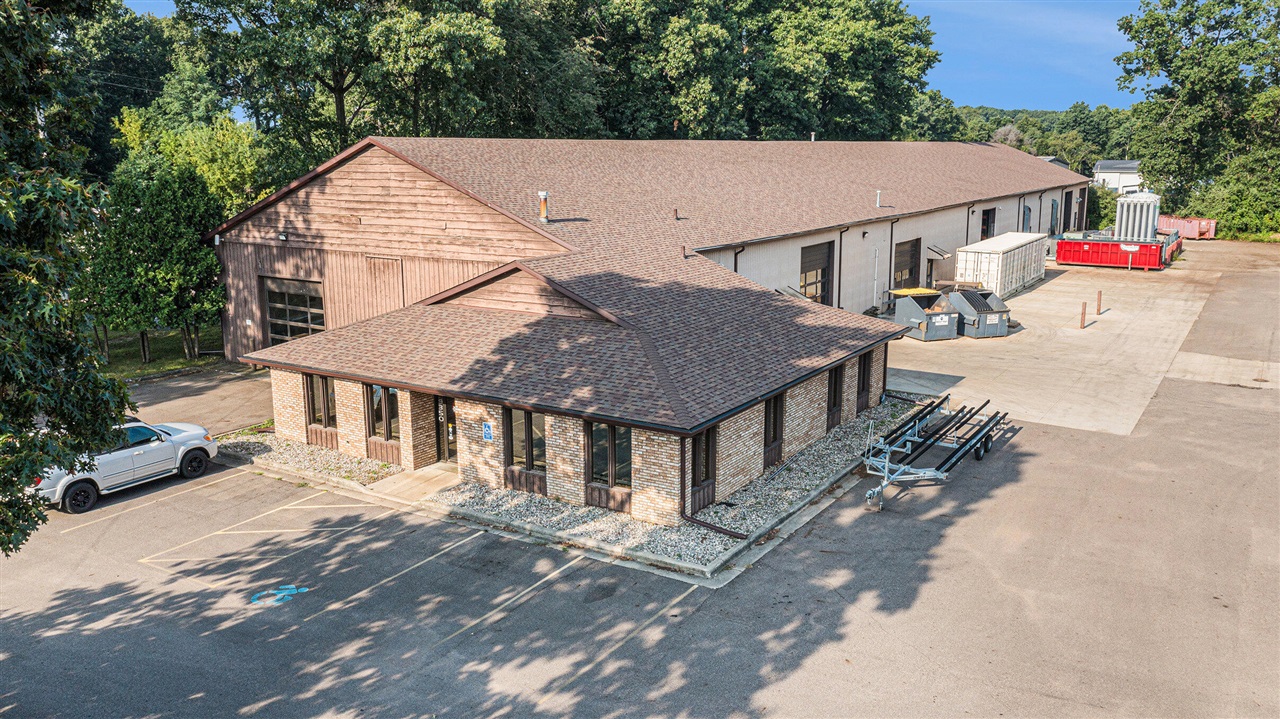9350 Shaver Road Property Photo 1