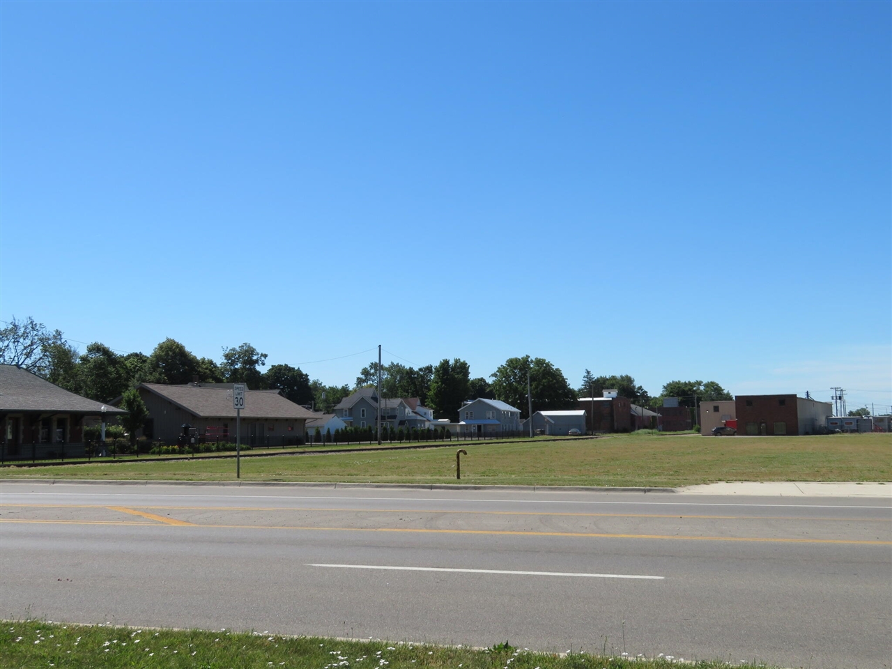 410 W Chicago Road Property Photo 2