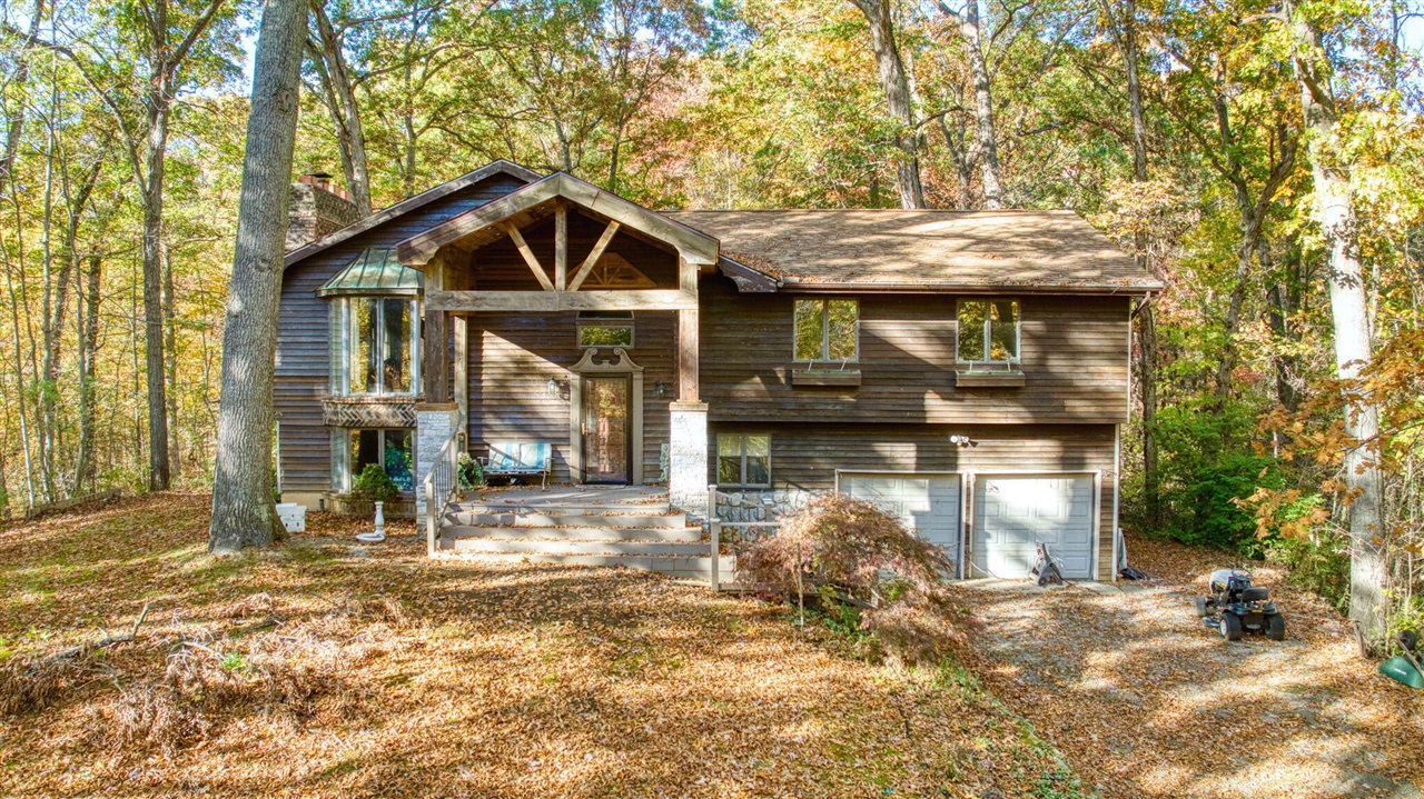 270 Wood Hills Drive Property Photo 1