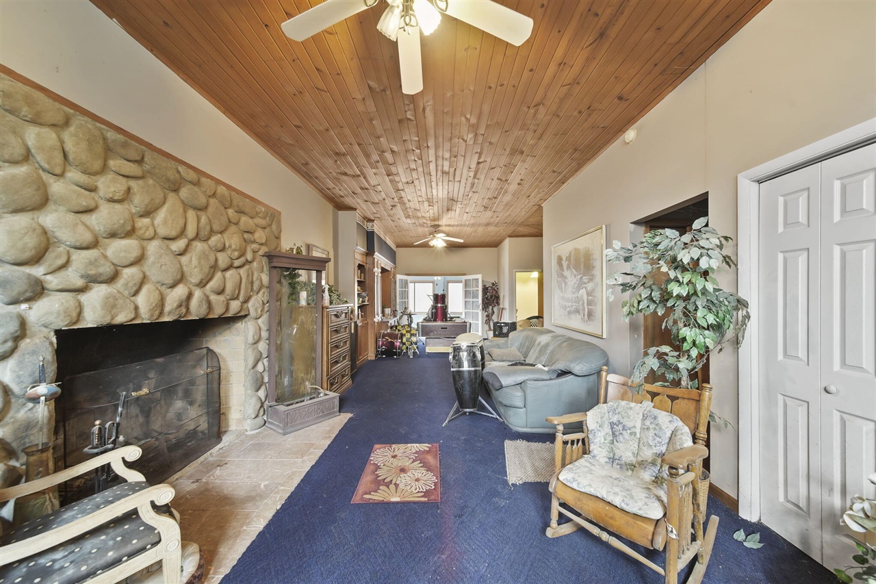 270 Wood Hills Drive Property Photo 16