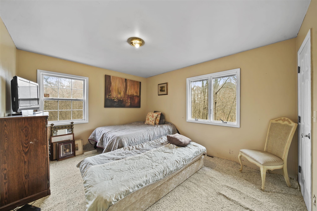 270 Wood Hills Drive Property Photo 21