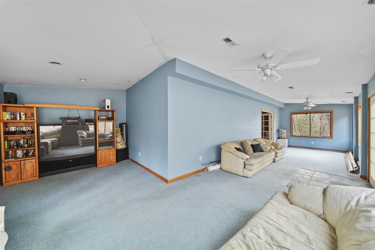 270 Wood Hills Drive Property Photo 32
