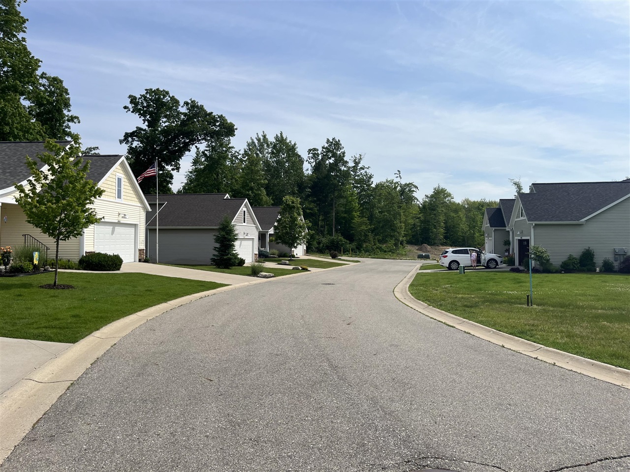 1460-1462 Trail View Drive Property Photo 3
