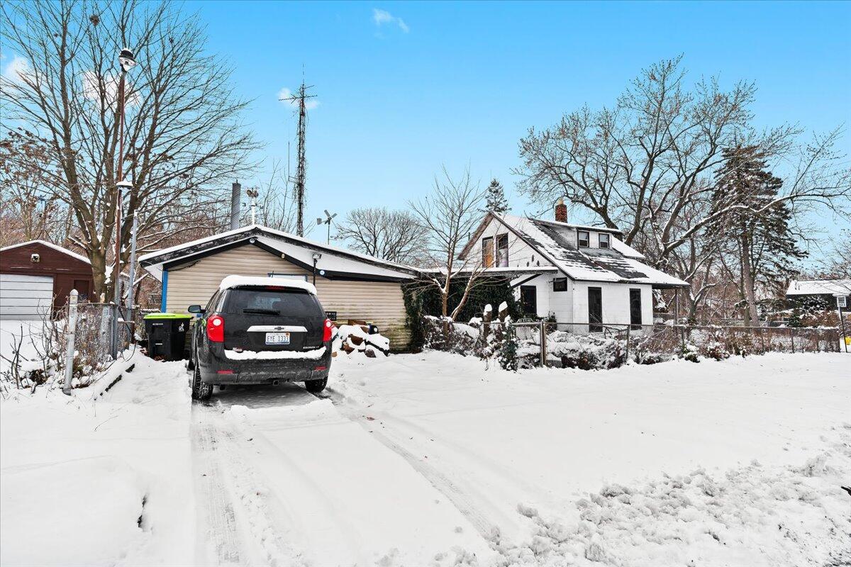 162 Edison Street Property Photo 2