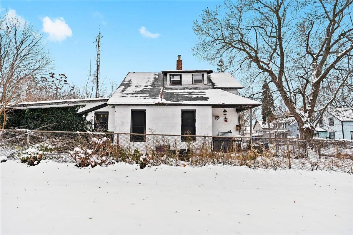 162 Edison Street Property Photo 3
