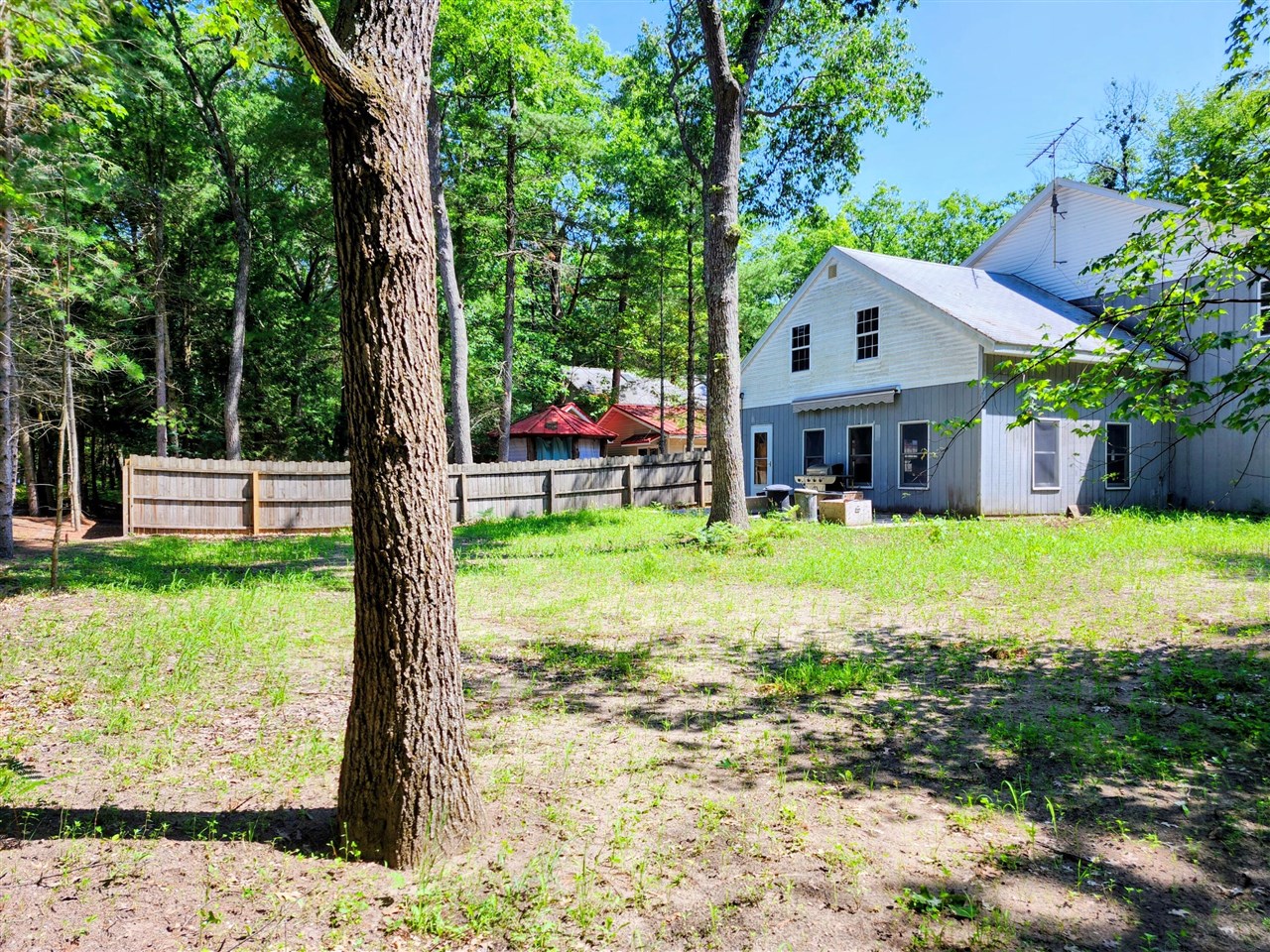 6395 S Lakeshore Drive Property Photo 1