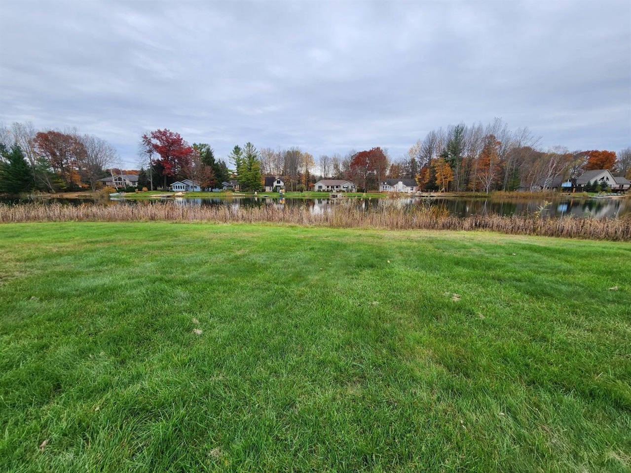 6754 Club House Drive Property Photo 3