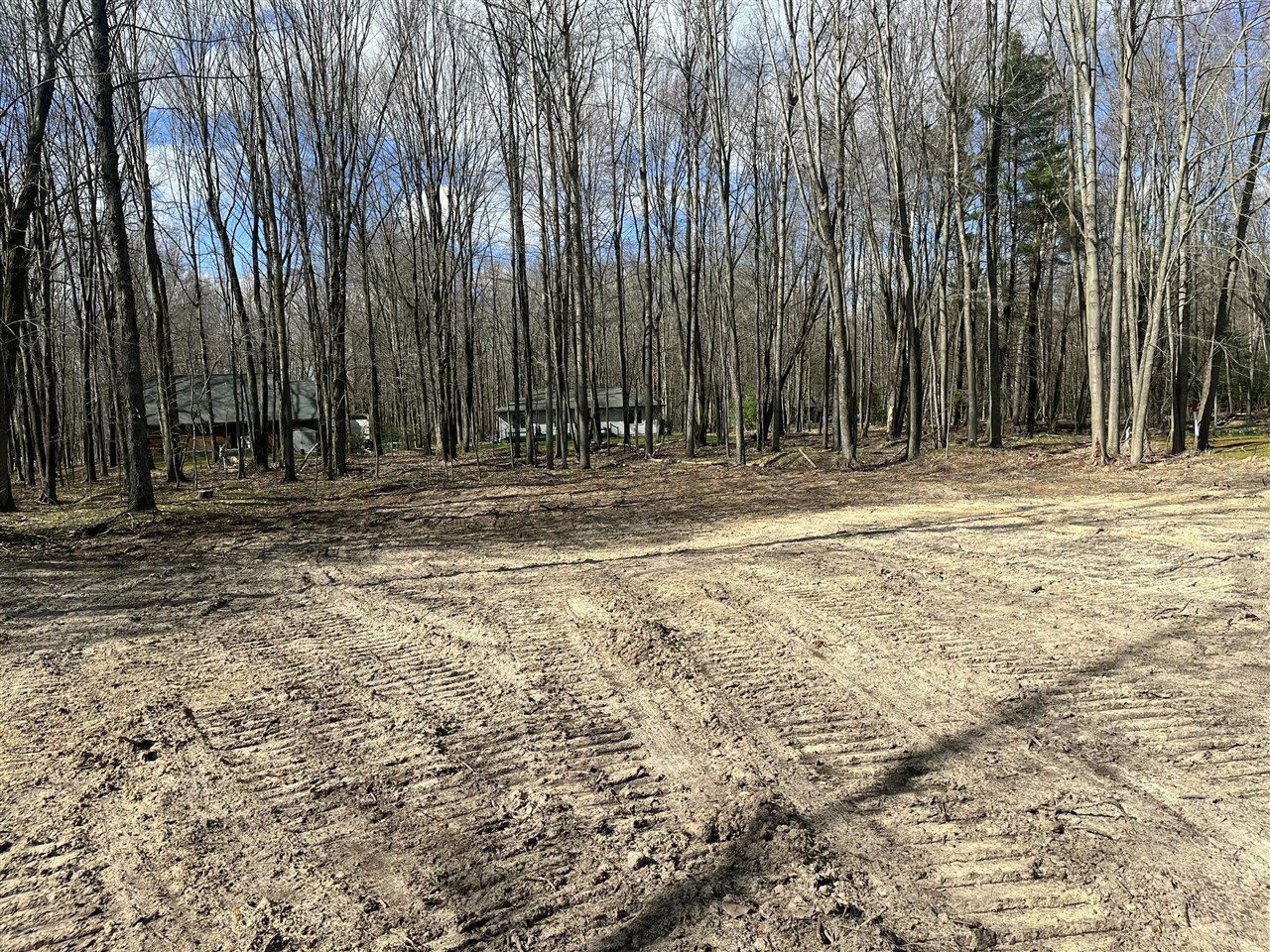 6754 Club House Drive Property Photo 6