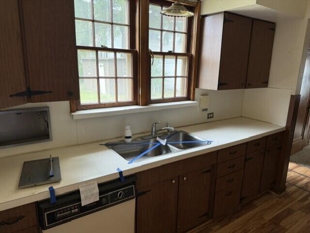 220 S State Street Property Photo 12
