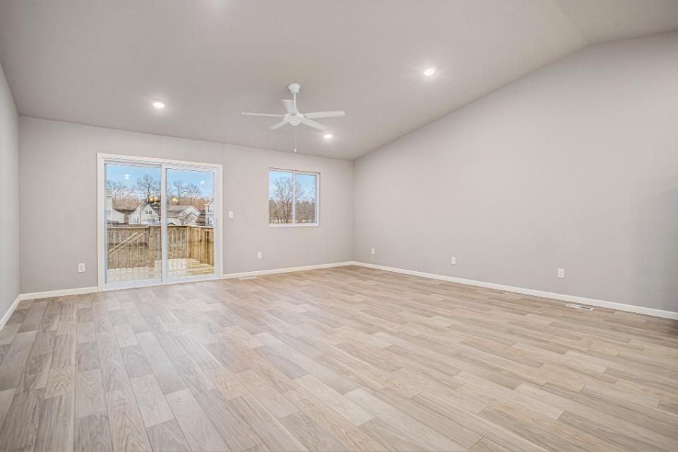 1644 Aspen Trail Property Photo 4