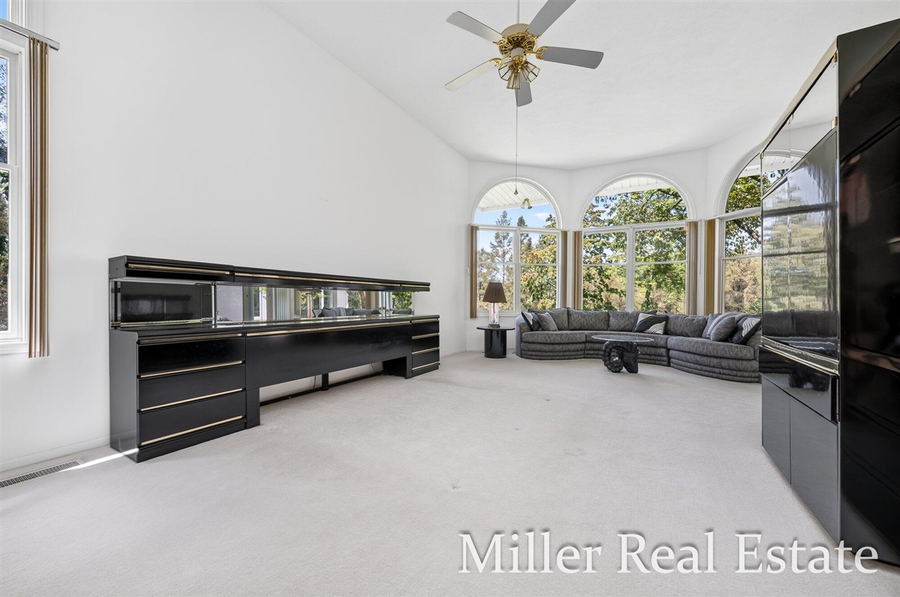 660 Indian Hills Drive Property Photo 42