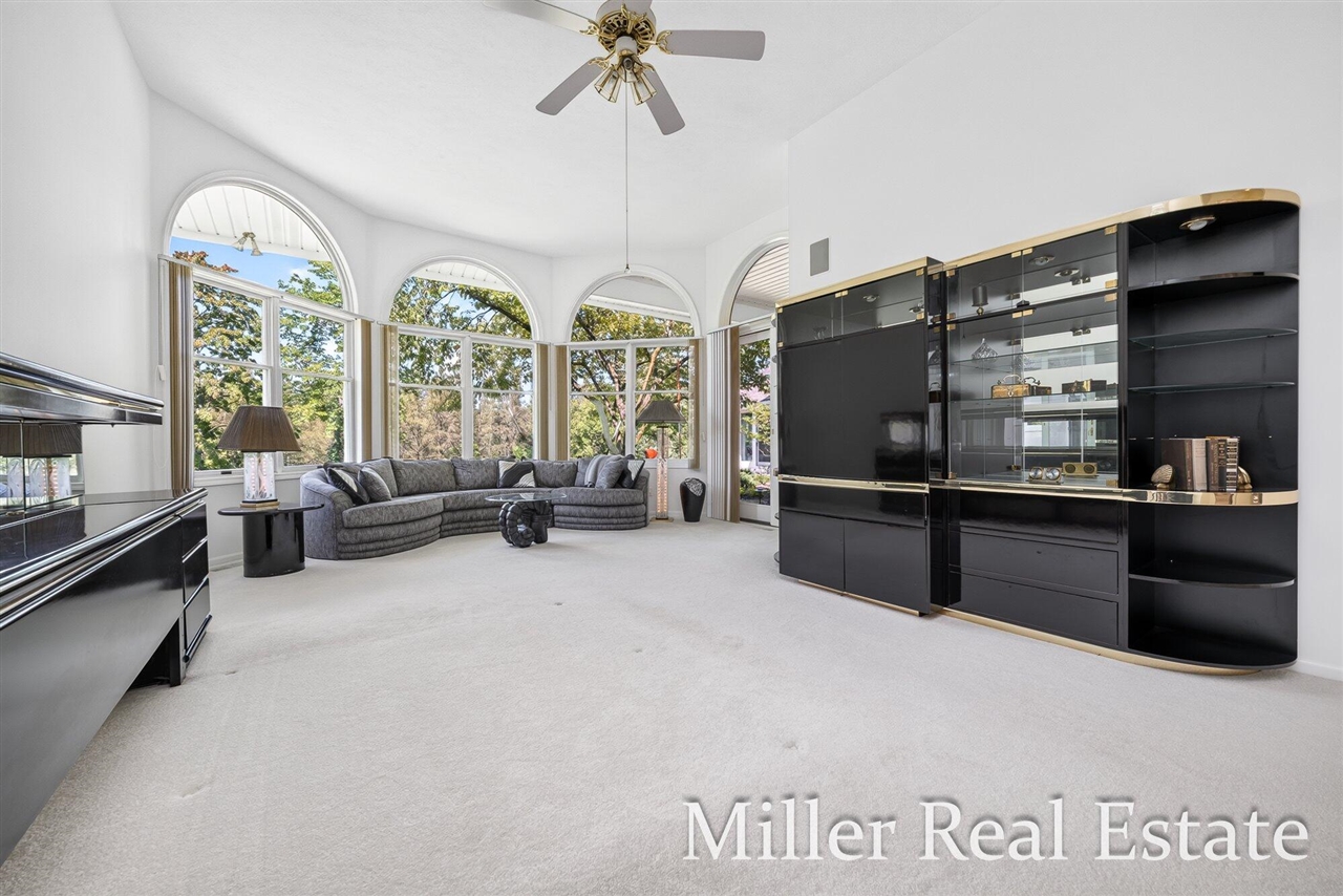 660 Indian Hills Drive Property Photo 43