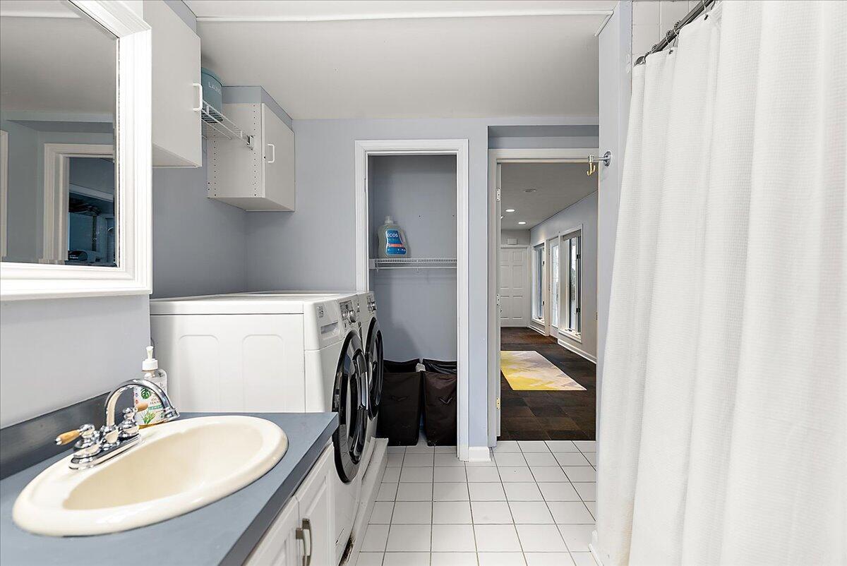 437 Graafschap Road Property Photo 39