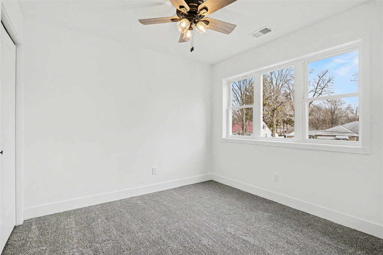 105 Lester Avenue Property Photo 18
