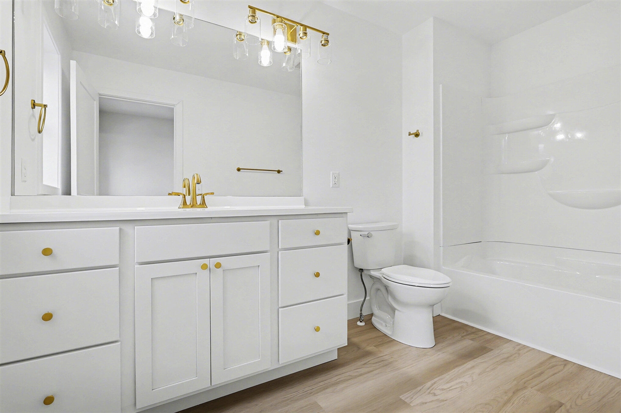 105 Lester Avenue Property Photo 21