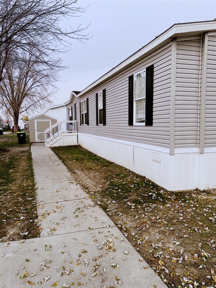 21123 Chateau Thierry Drive Property Photo 1