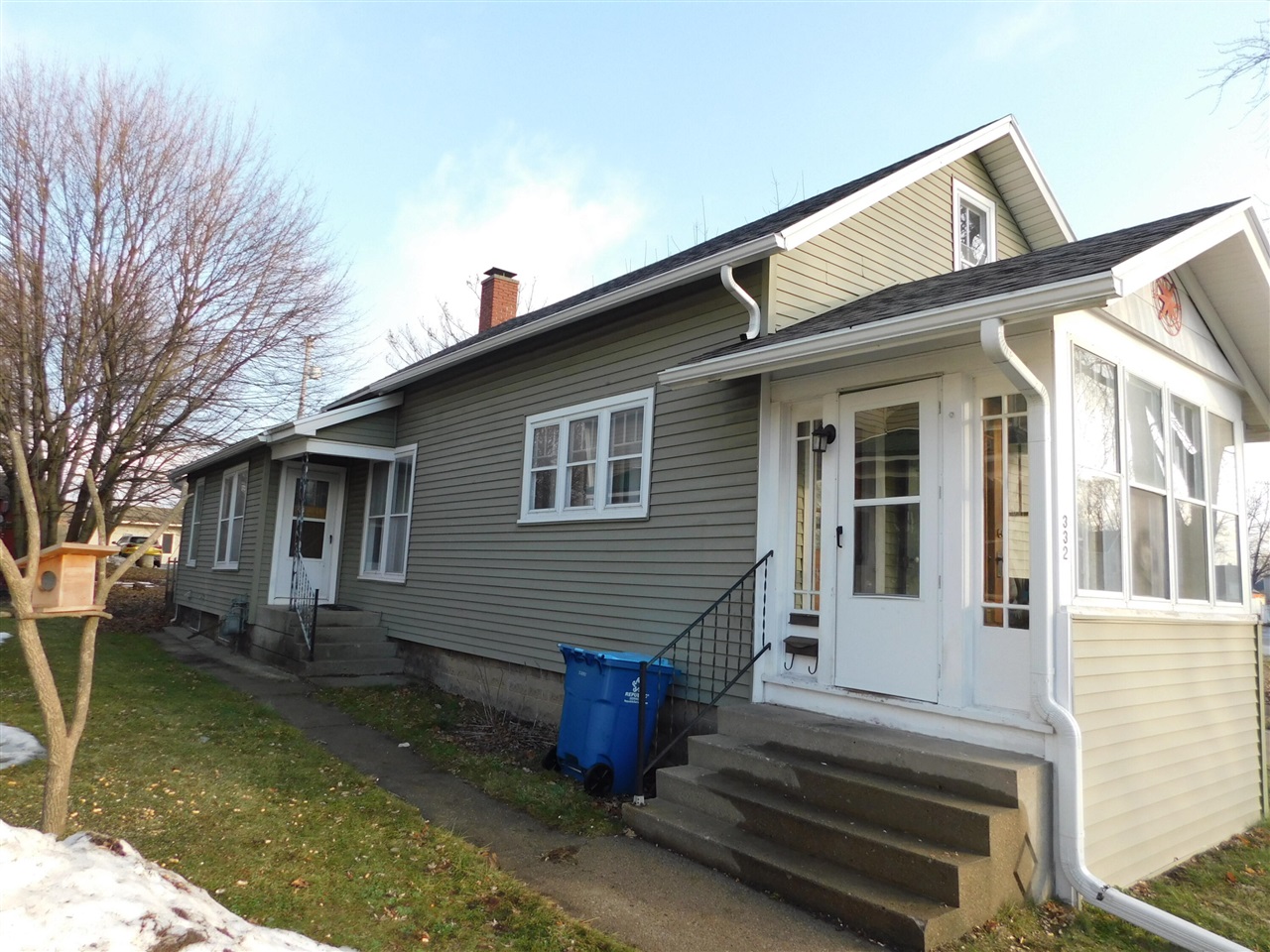 332 3rd Street Property Photo 1