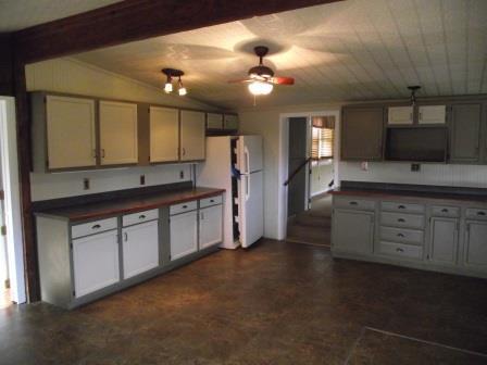 1316,28&70 E Chauvez Road Property Photo 9