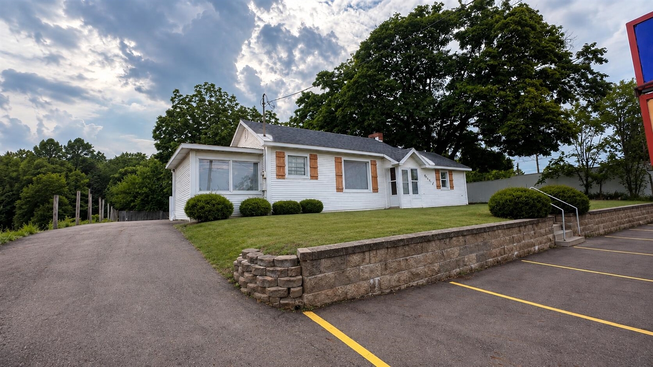 4108 S Cedar Street Property Photo 1